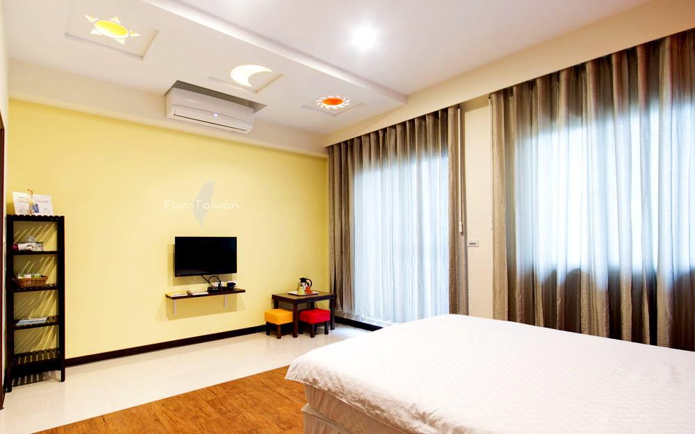 Outingfun Bed And Breakfast Джиаоси Екстериор снимка