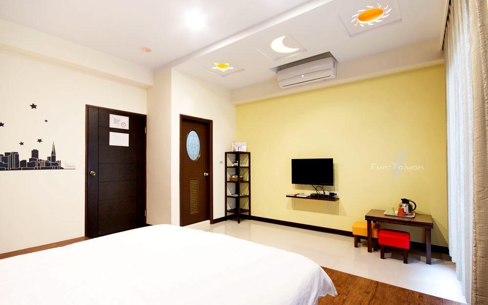 Outingfun Bed And Breakfast Джиаоси Екстериор снимка