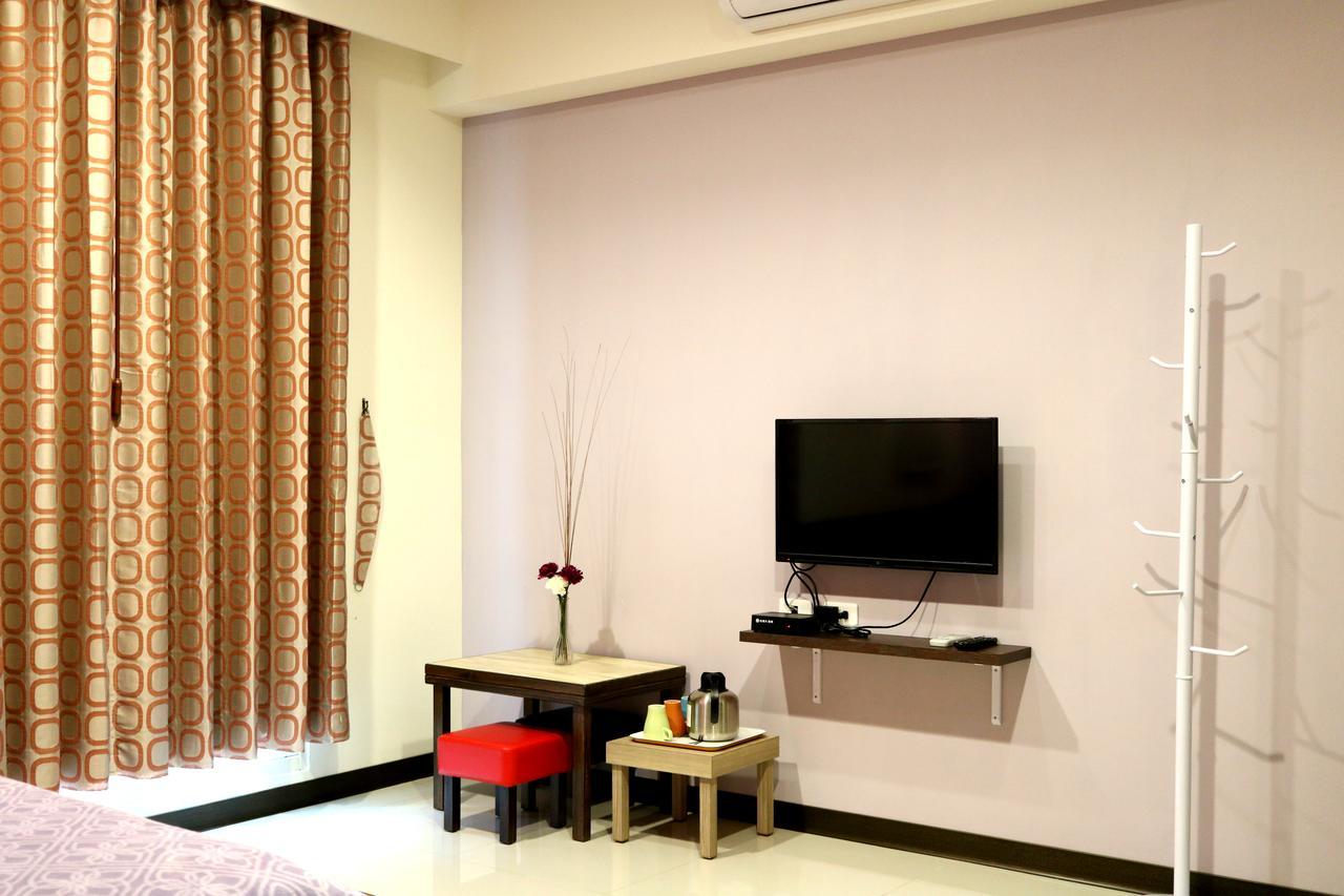 Outingfun Bed And Breakfast Джиаоси Екстериор снимка